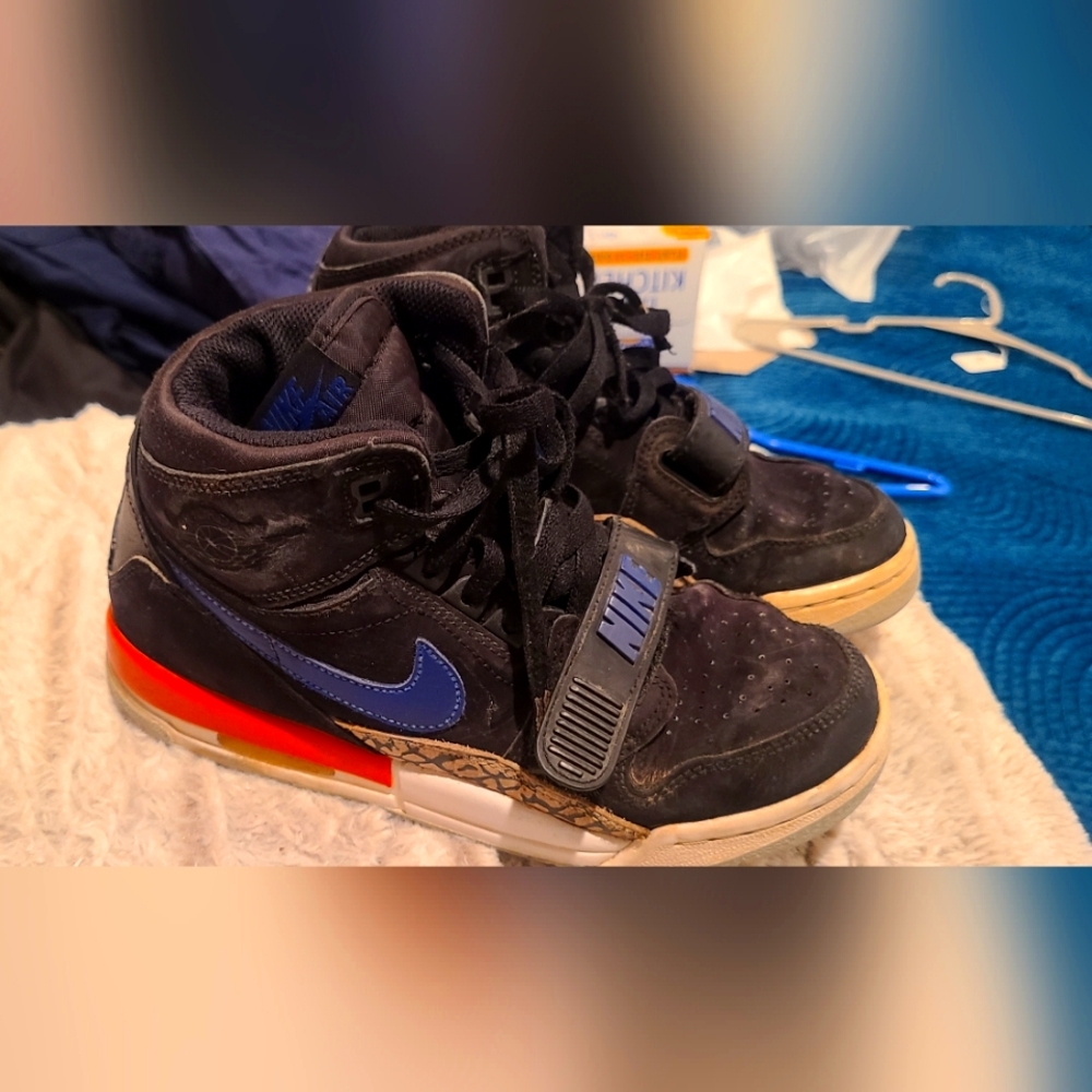 Air Jordan's sz 4.5